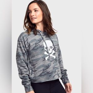 Soul by SoulCycle camo cropped hoodie